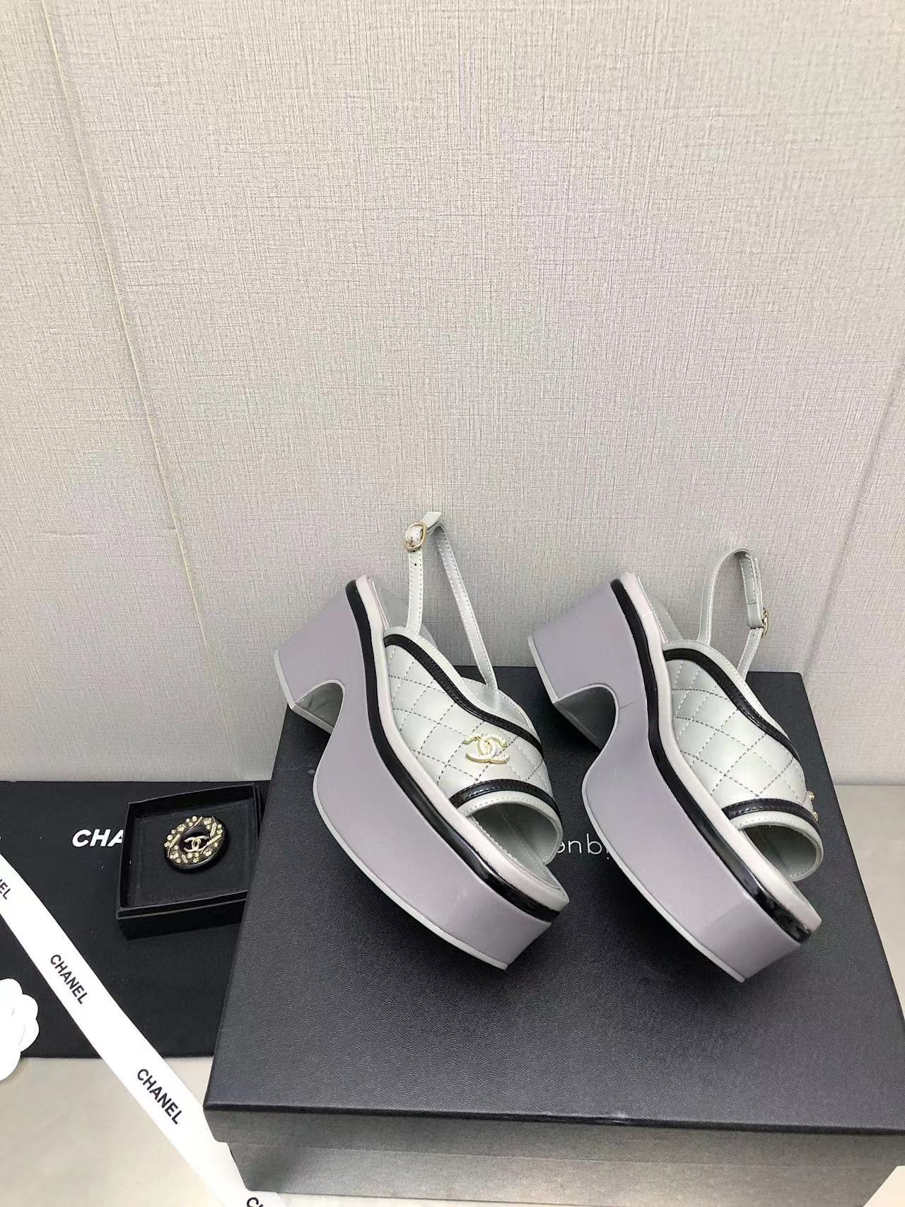 CHANE1 高品質シープスキンプラットフォームサンダル【50％割引+送料無料】