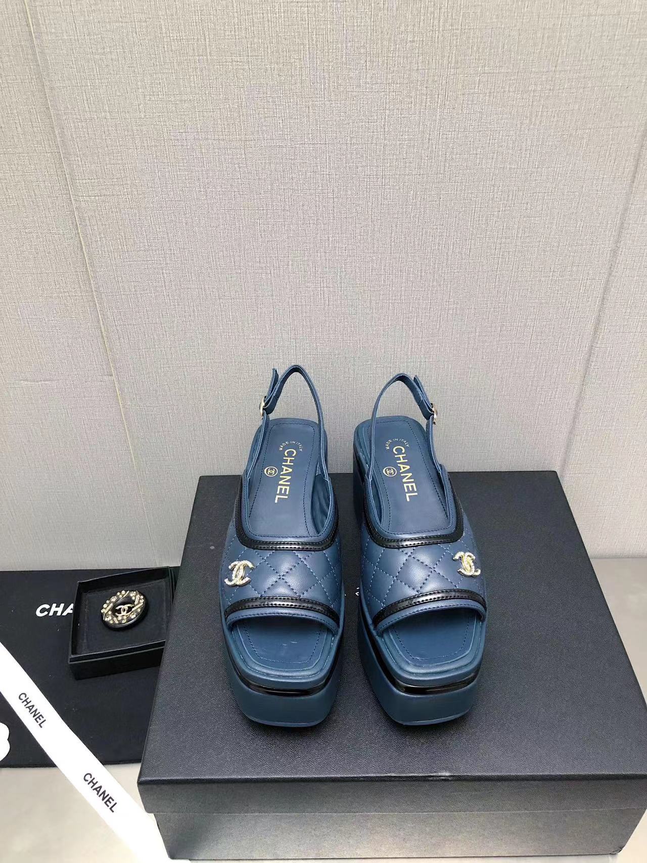 CHANE1 高品質シープスキンプラットフォームサンダル【50％割引+送料無料】