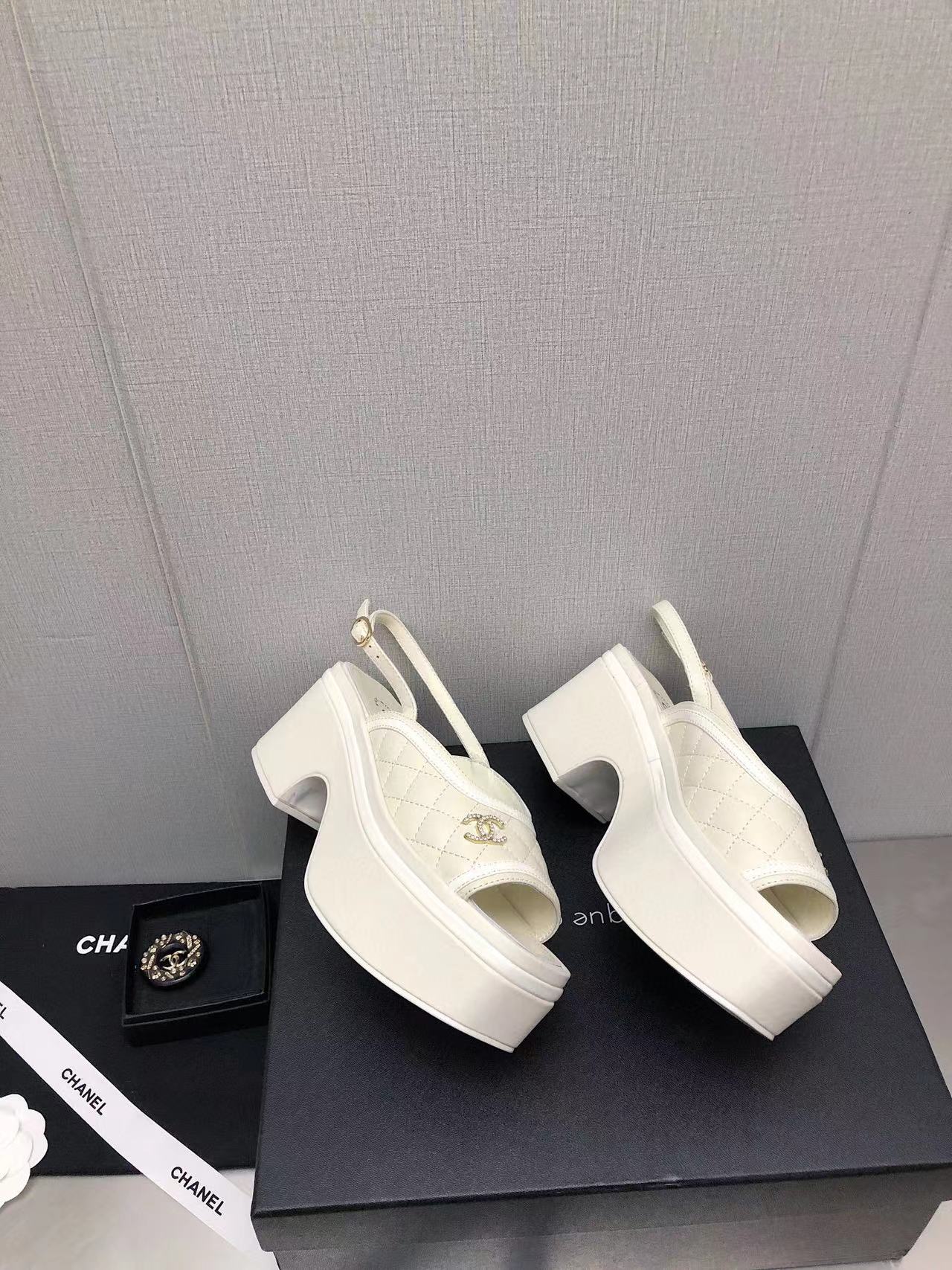 CHANE1 高品質シープスキンプラットフォームサンダル【50％割引+送料無料】