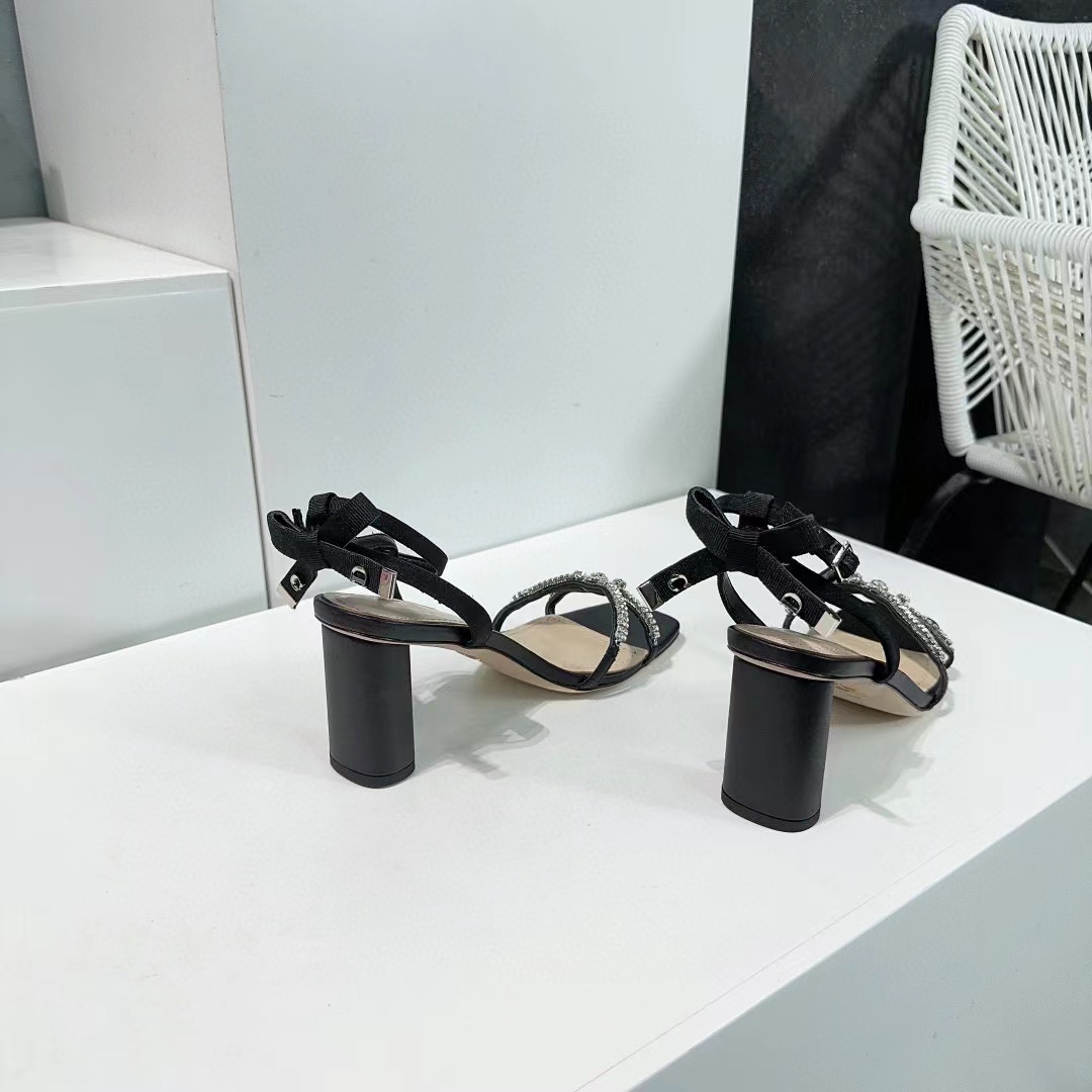 DI0R 高品質ボウクリスタルダイヤモンドハイヒールサンダル【50％割引+送料無料】