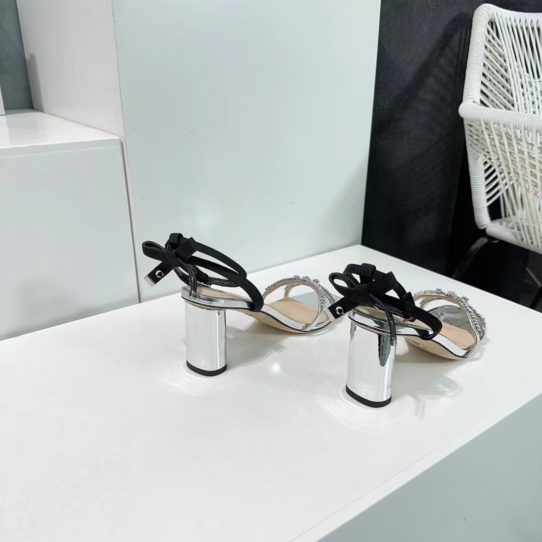 DI0R 高品質ボウクリスタルダイヤモンドハイヒールサンダル【50％割引+送料無料】