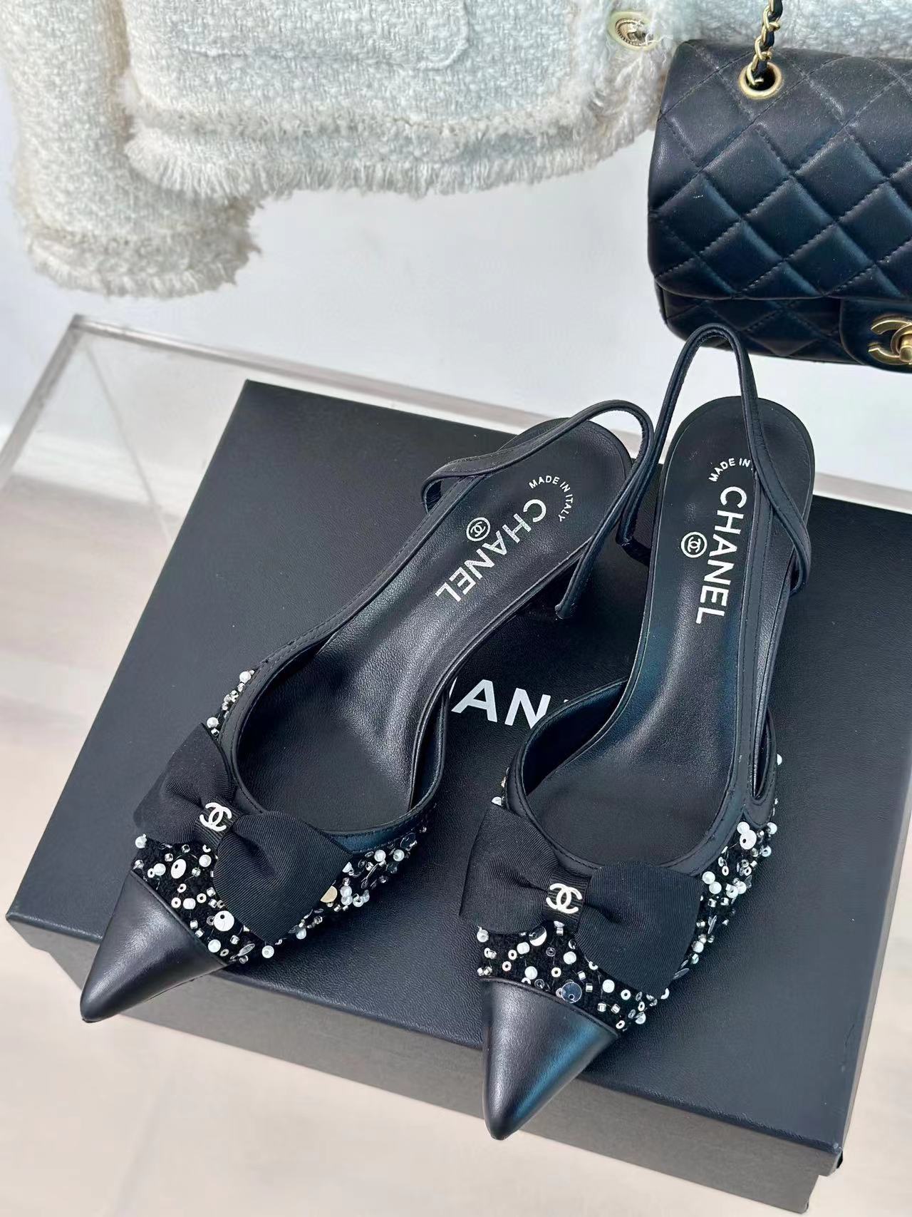 CHANE1高品質リボン ポインテッドトゥ チャンキーヒール サンダル【50％割引+送料無料】