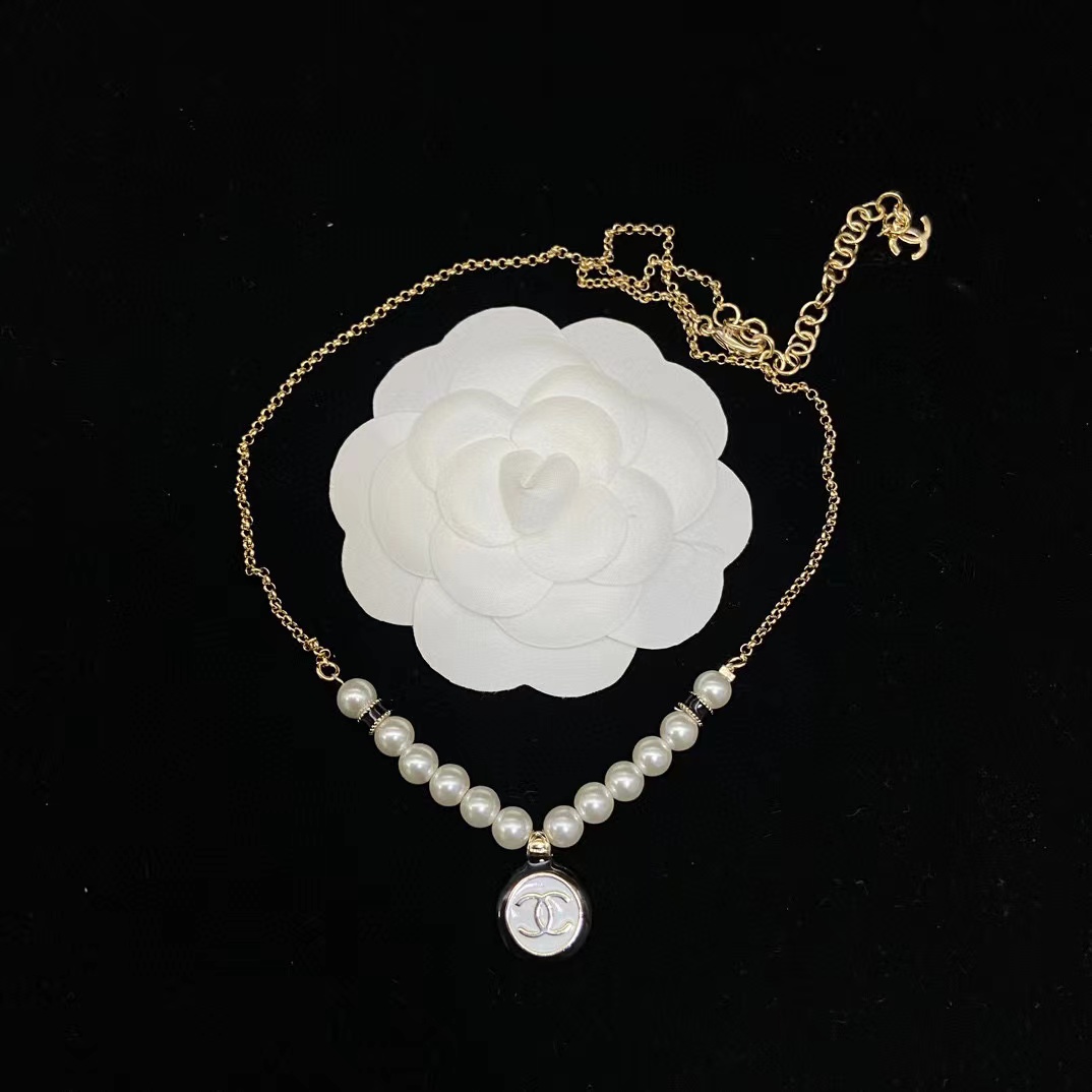 CHANE1 ラウンドエナメルパールネックレス【50％割引+送料無料】