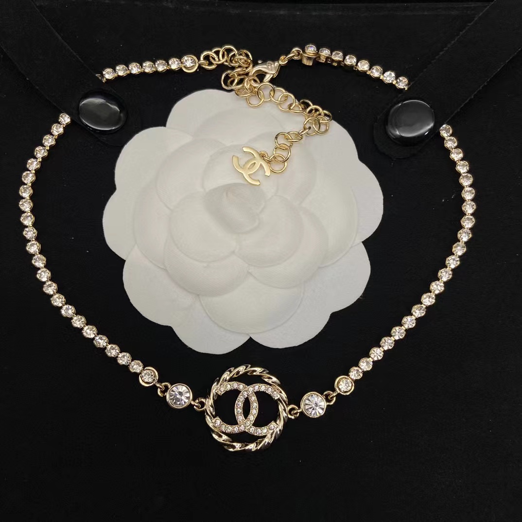 CHANE1 ダブル C ラウンド ダイヤモンド ネックレス【50％割引+送料無料】