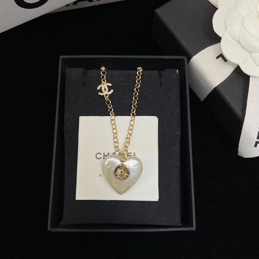 CHANE1 ダブルC ハート ネックレス【50％割引+送料無料】