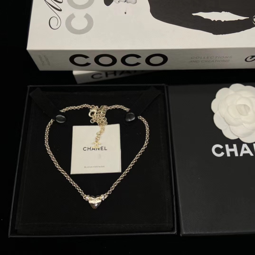 CHANE1 ダブルC シンプルネックレス【50％割引+送料無料】