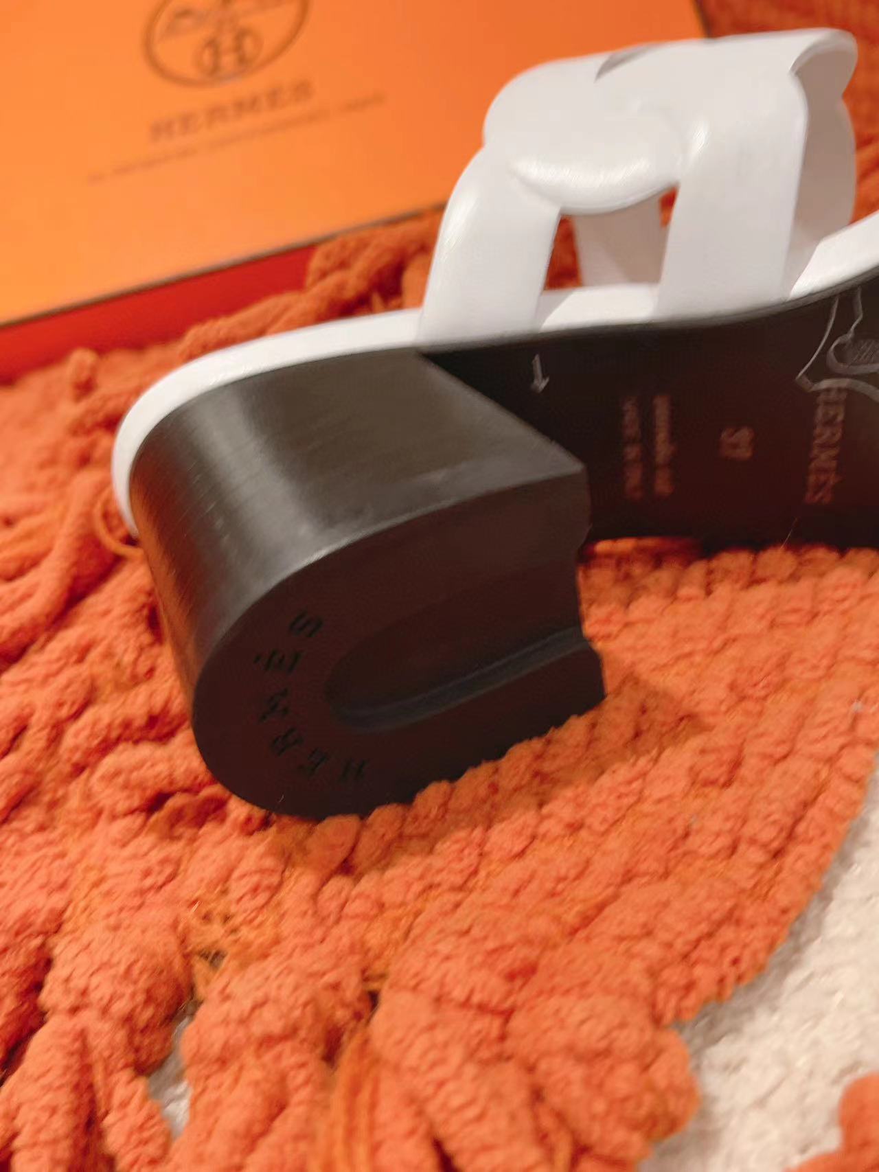 HERME5 高品質シープスキン ハイヒールスリッパ【50％割引+送料無料】