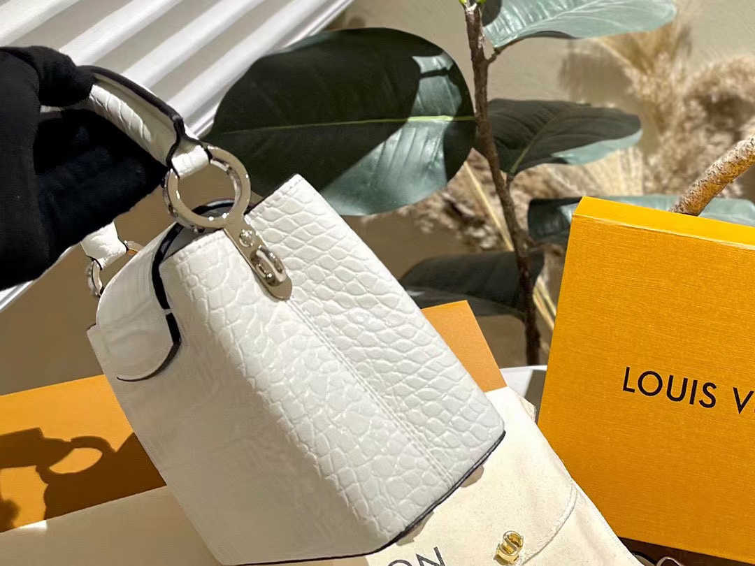 LV クロコダイル柄 ハンドバッグ【50％割引+送料無料】