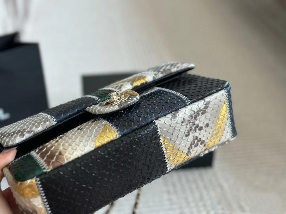 CHANE1 CF レザー ショルダー クロスボディバッグ【50％割引+送料無料】