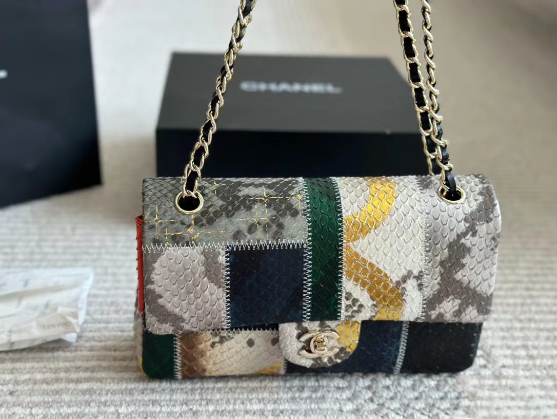 CHANE1 CF レザー ショルダー クロスボディバッグ【50％割引+送料無料】