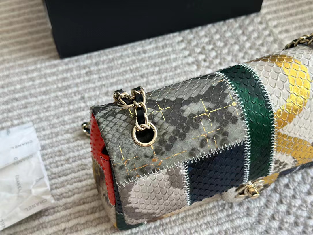 CHANE1 CF レザー ショルダー クロスボディバッグ【50％割引+送料無料】