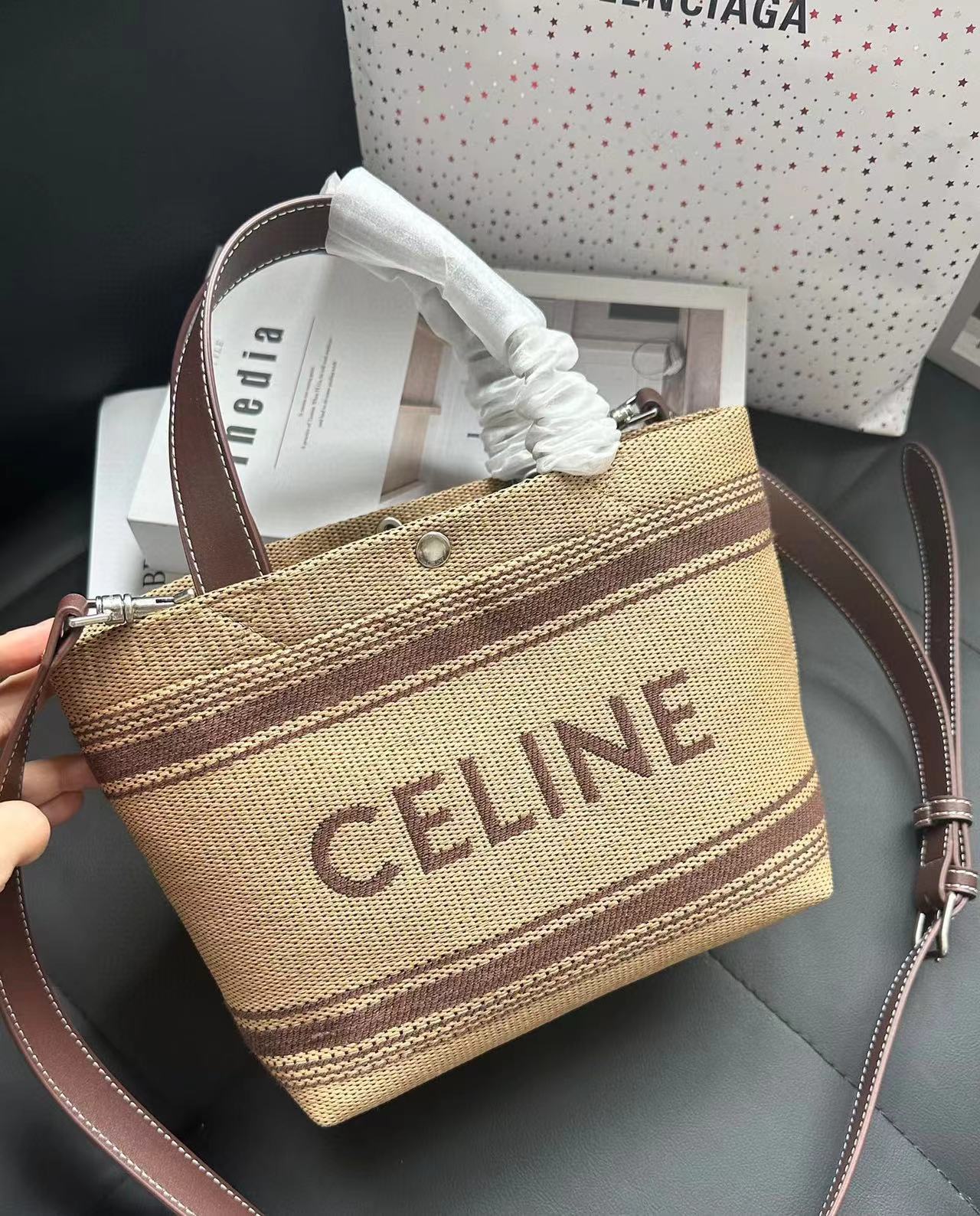 CEL1NE ハンドバッグ【50％割引+送料無料】