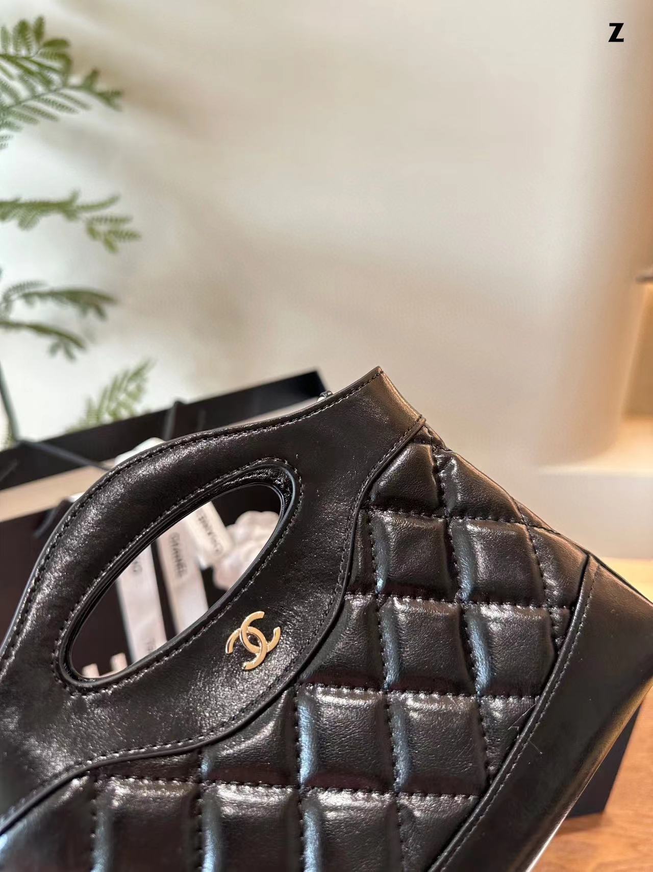 CHANE1 チェーンハンドバッグ【50％割引+送料無料】