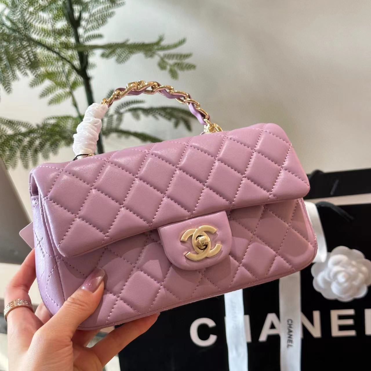 CHANE1 メタルチェーンハンドバッグ【50％割引+送料無料】