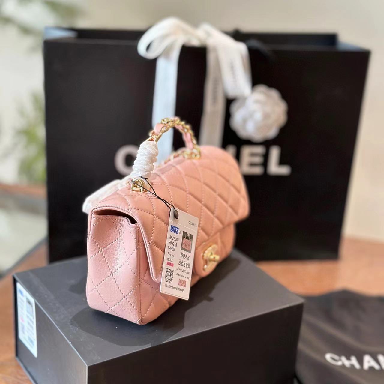 CHANE1 メタルチェーンハンドバッグ【50％割引+送料無料】