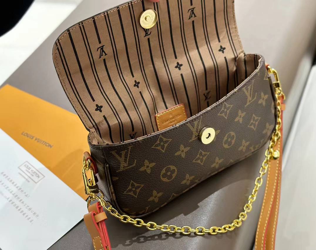 【LV 】コンビネーション3点セット【50％割引+送料無料】107