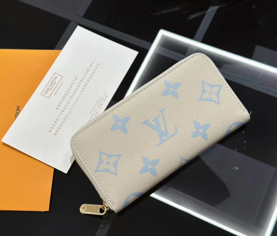 【LV  】コンビネーション3点セット【50％割引+送料無料】113