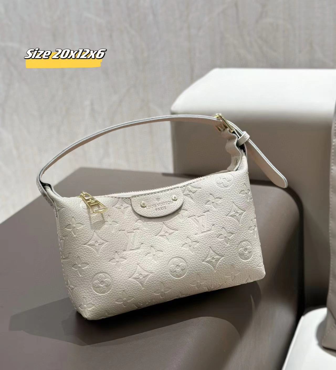 【LV  】コンビネーション3点セット【50％割引+送料無料】115