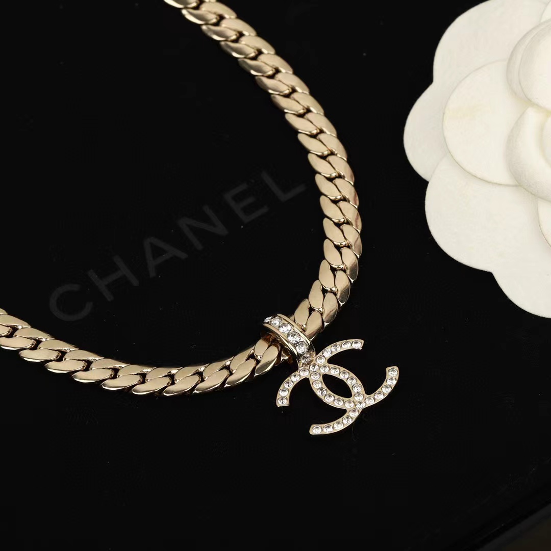 CHANE1 ダブルC 太めチェーンネックレス【50％割引+送料無料】