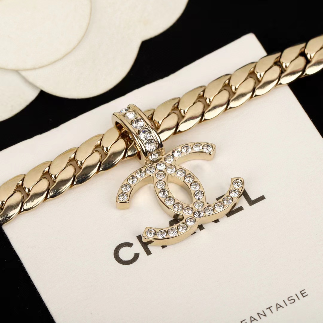 CHANE1 ダブルC 太めチェーンネックレス【50％割引+送料無料】