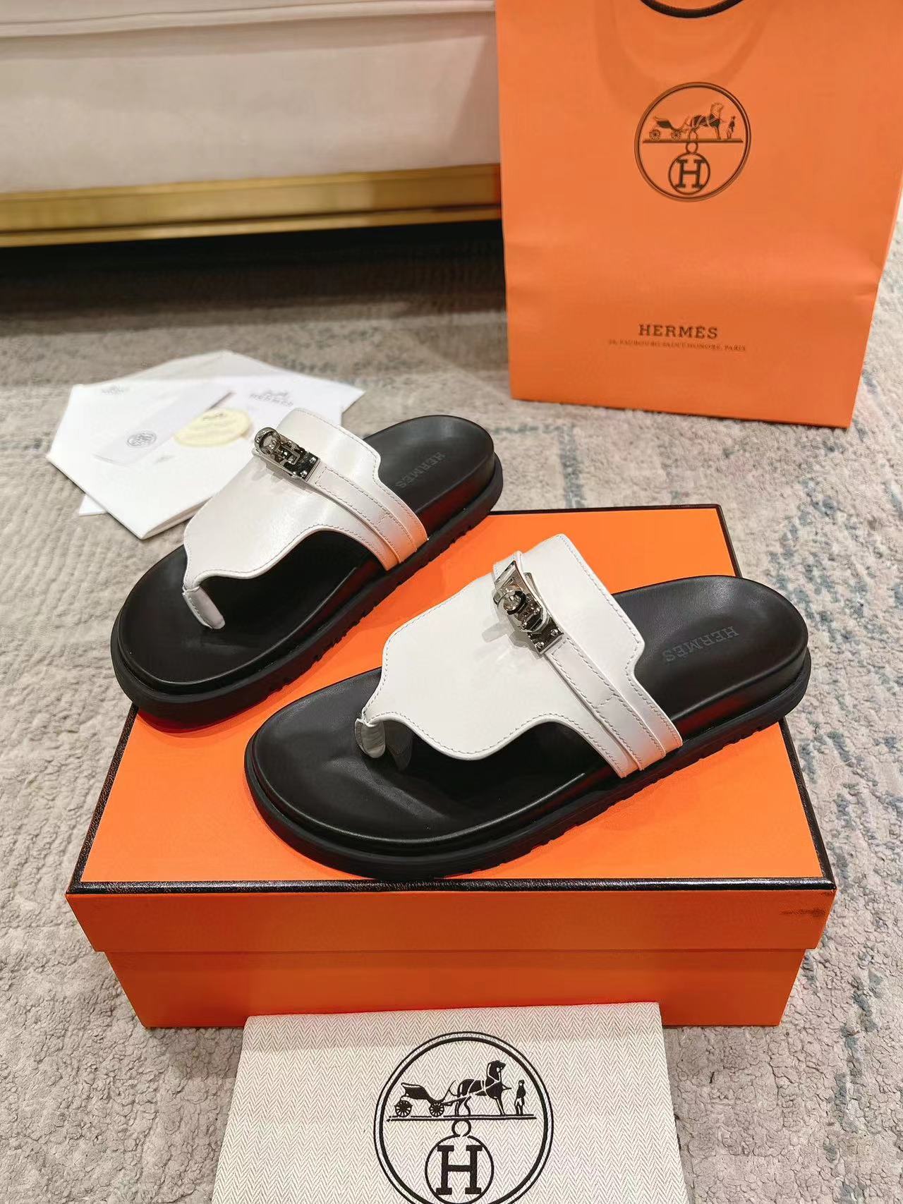 HERME5 高品質ビーチサンダル【50％割引+送料無料】