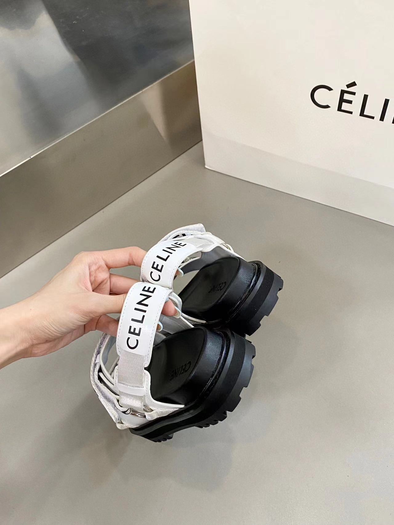 CEL1NE 高品質サンダル【50％割引+送料無料】