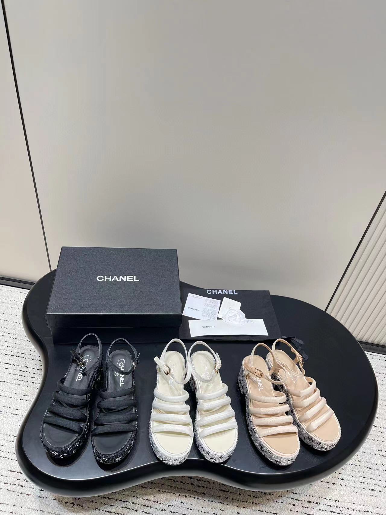 CHANE1 高品質ラインストーン ビーチ サンダル【50％割引+送料無料】