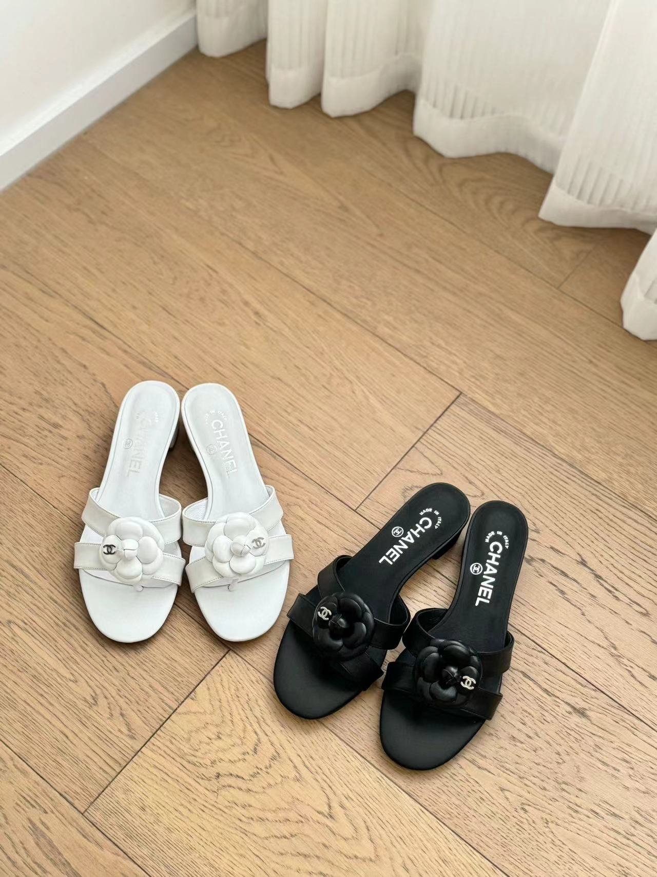 CHANE1 上質なカメリアローヒール【50％割引+送料無料】