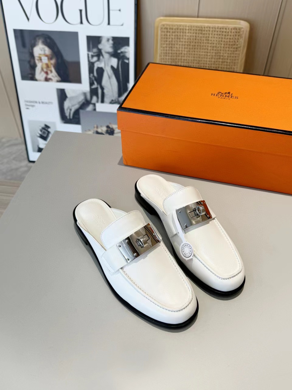 HERME5 高品質 H シープスキンスリッパ【50％割引+送料無料】