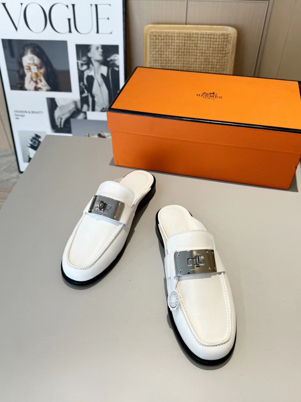 HERME5 高品質 H シープスキンスリッパ【50％割引+送料無料】