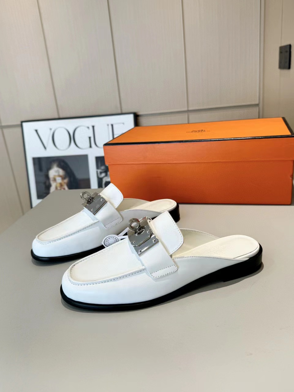 HERME5 高品質 H シープスキンスリッパ【50％割引+送料無料】