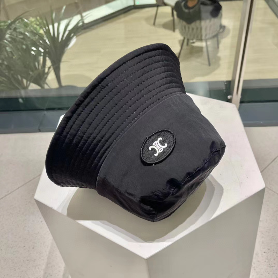 CEL1NE シンプルロゴ バケットハット【50％割引+送料無料】