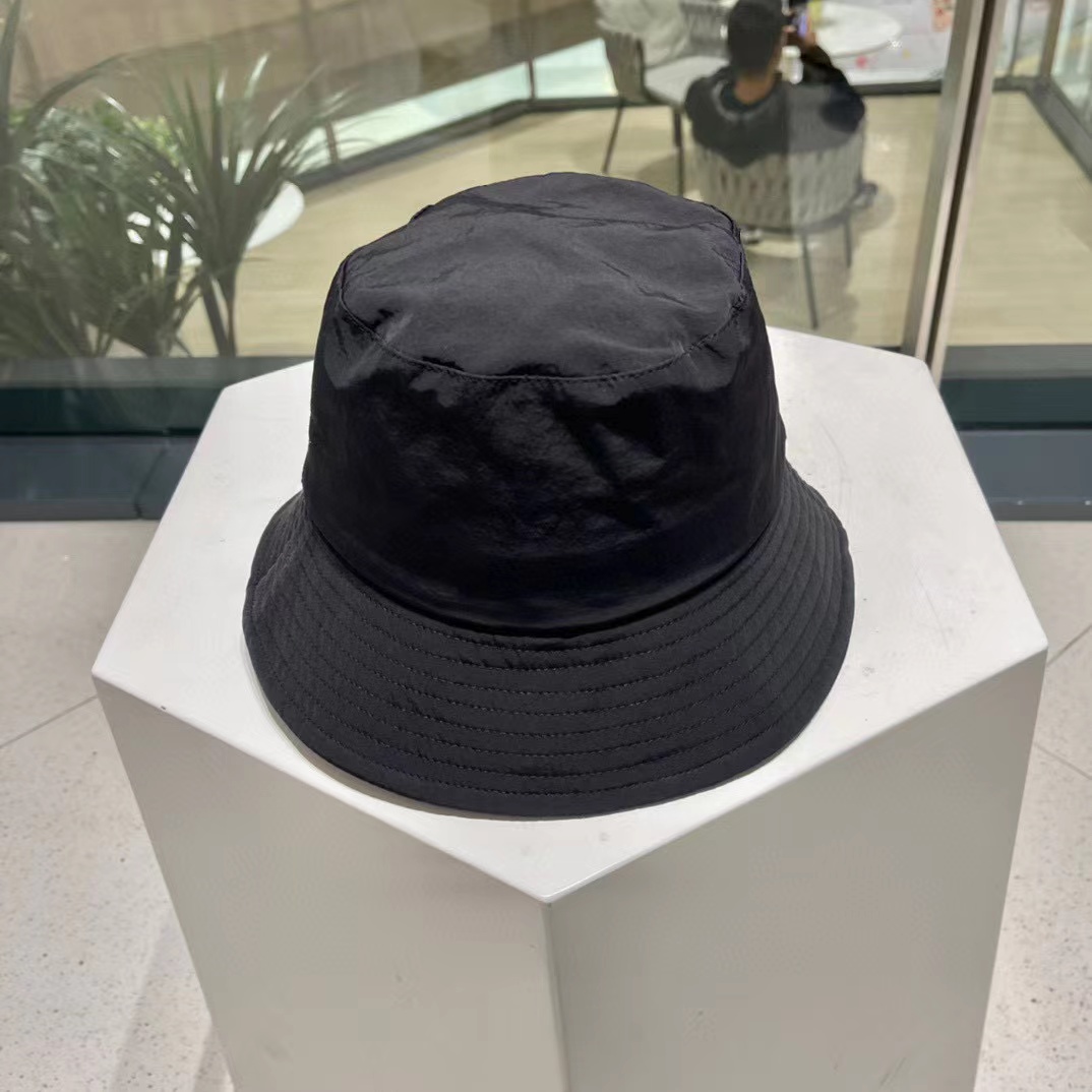 CEL1NE シンプルロゴ バケットハット【50％割引+送料無料】