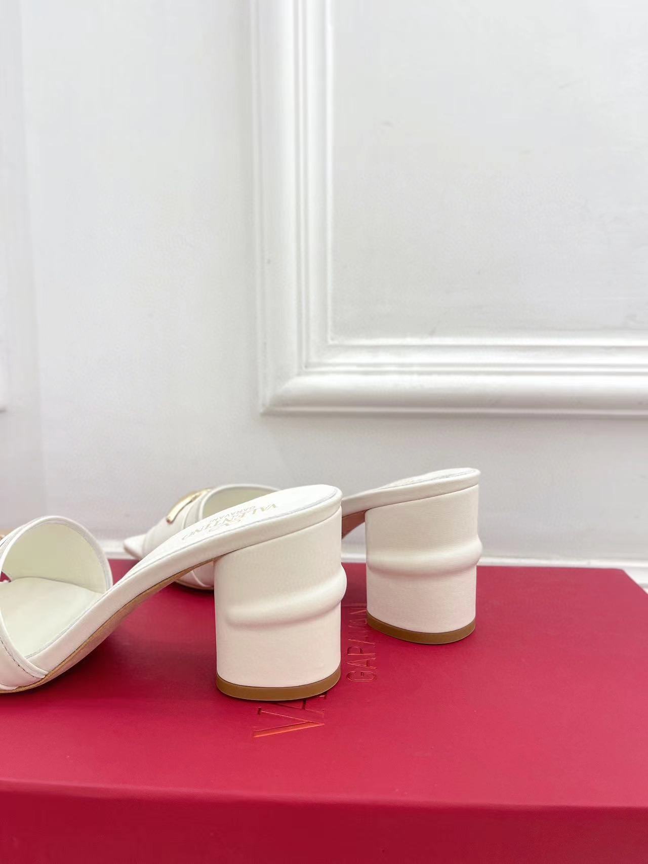 VALENT1NO 高品質牛革ハイヒール【50％割引+送料無料】