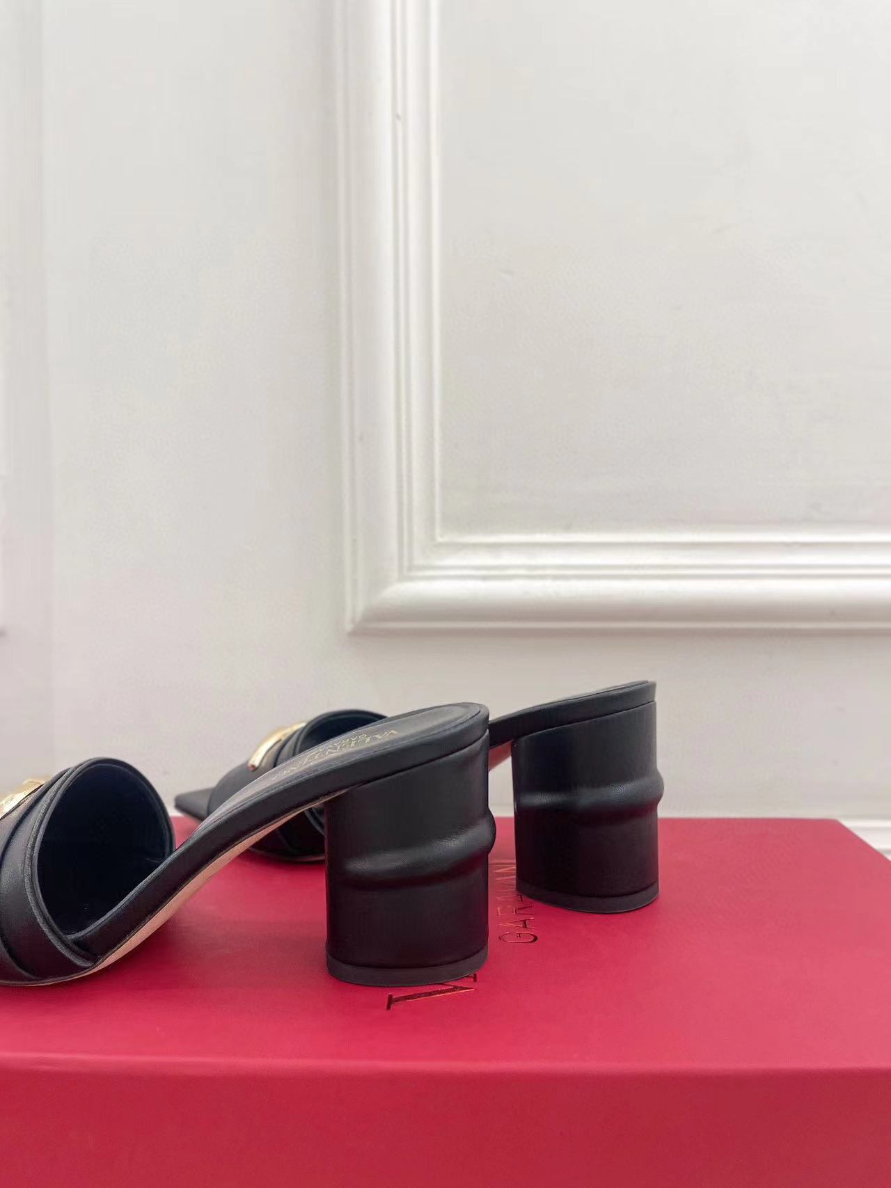 VALENT1NO 高品質牛革ハイヒール【50％割引+送料無料】