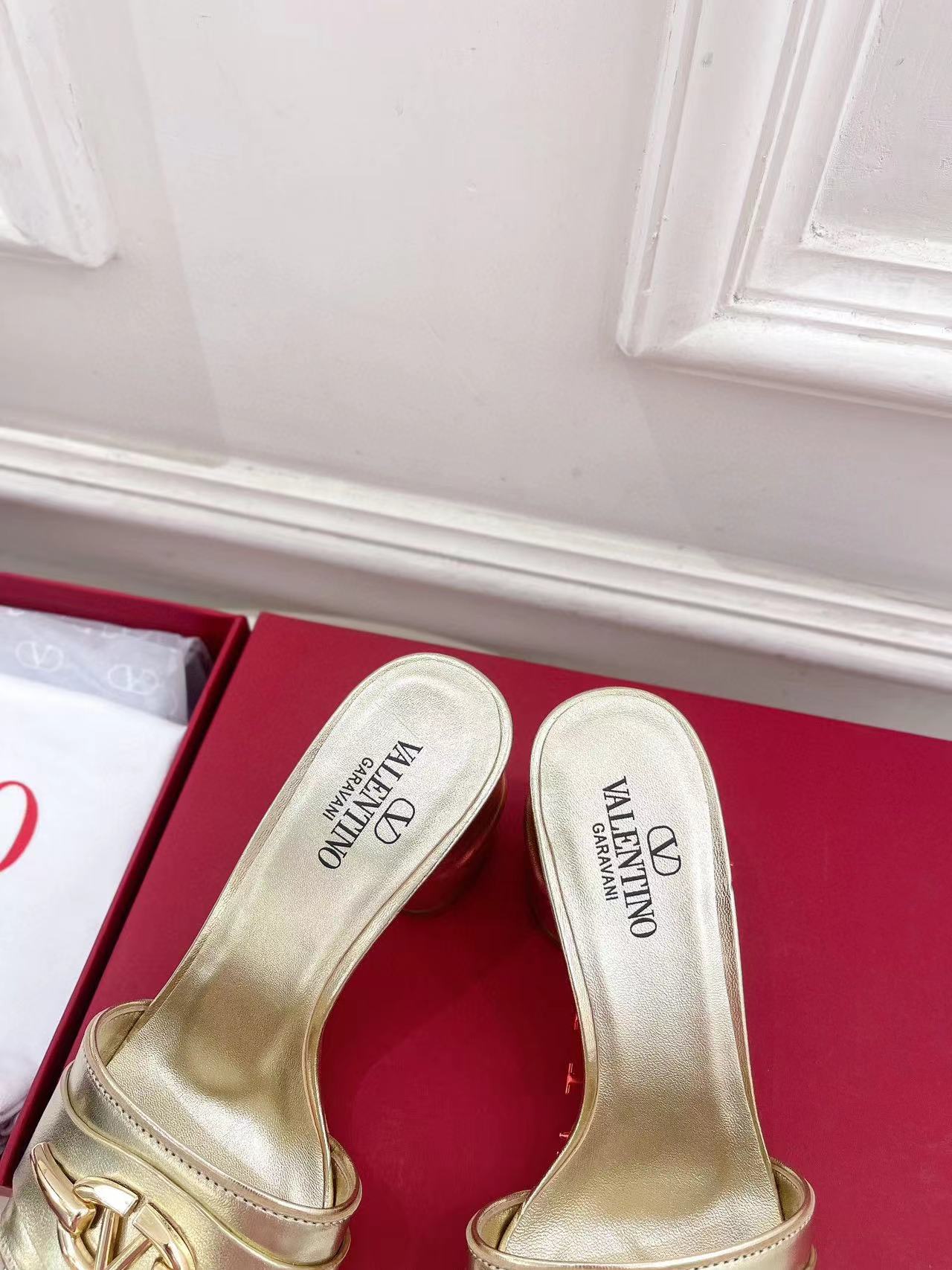 VALENT1NO 高品質牛革ハイヒール【50％割引+送料無料】