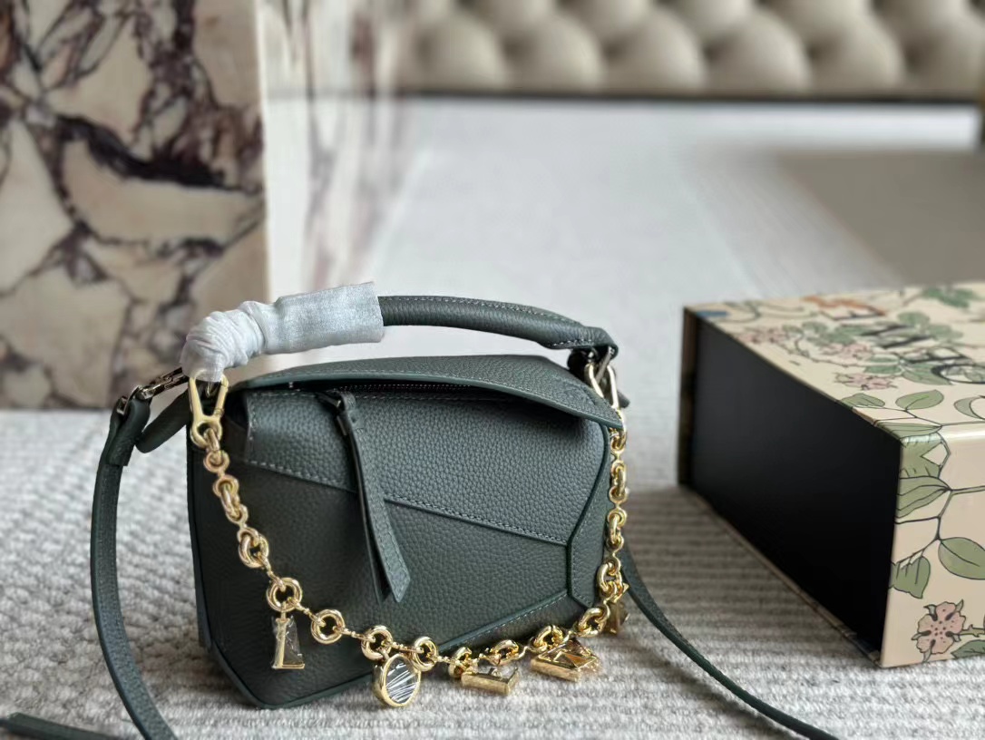 L0WEW チェーンハンドバッグ【50％割引+送料無料】