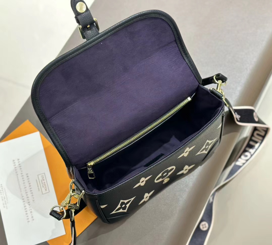 【LV  】コンビネーション3点セット【50％割引+送料無料】564