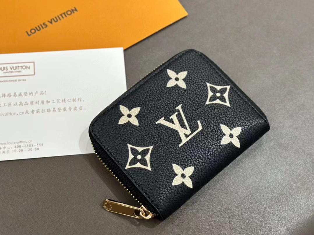 【LV  】コンビネーション3点セット【50％割引+送料無料】564