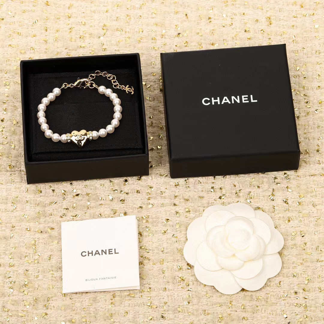 CHANE1 ハートパールブレスレット【50％割引+送料無料】