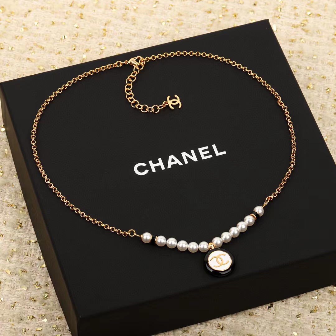 CHANE1 ダブルC ラウンドパールネックレス【50％割引+送料無料】