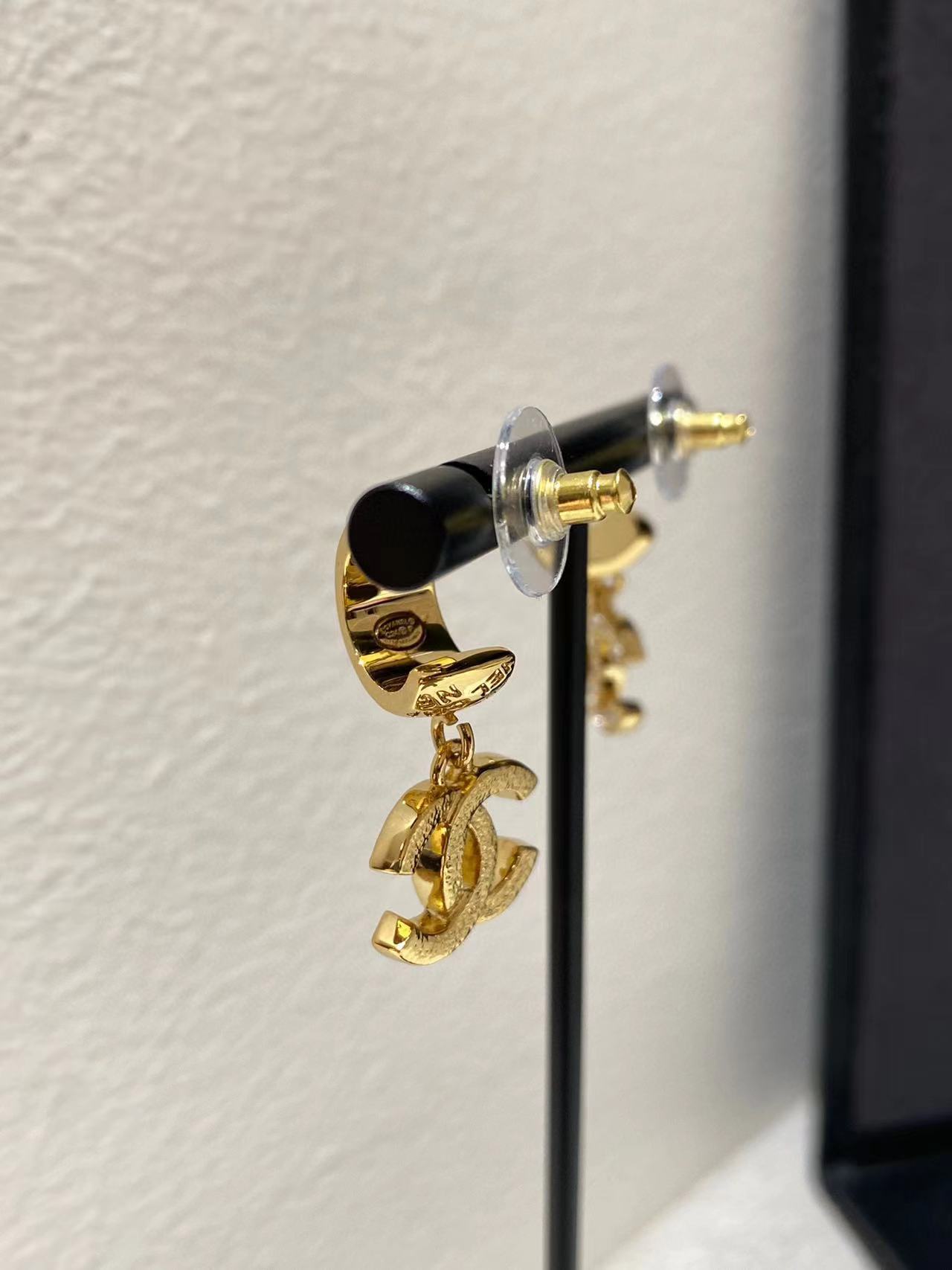 CHANE1 ダブルC ダイヤモンド イヤリング【50％割引+送料無料】