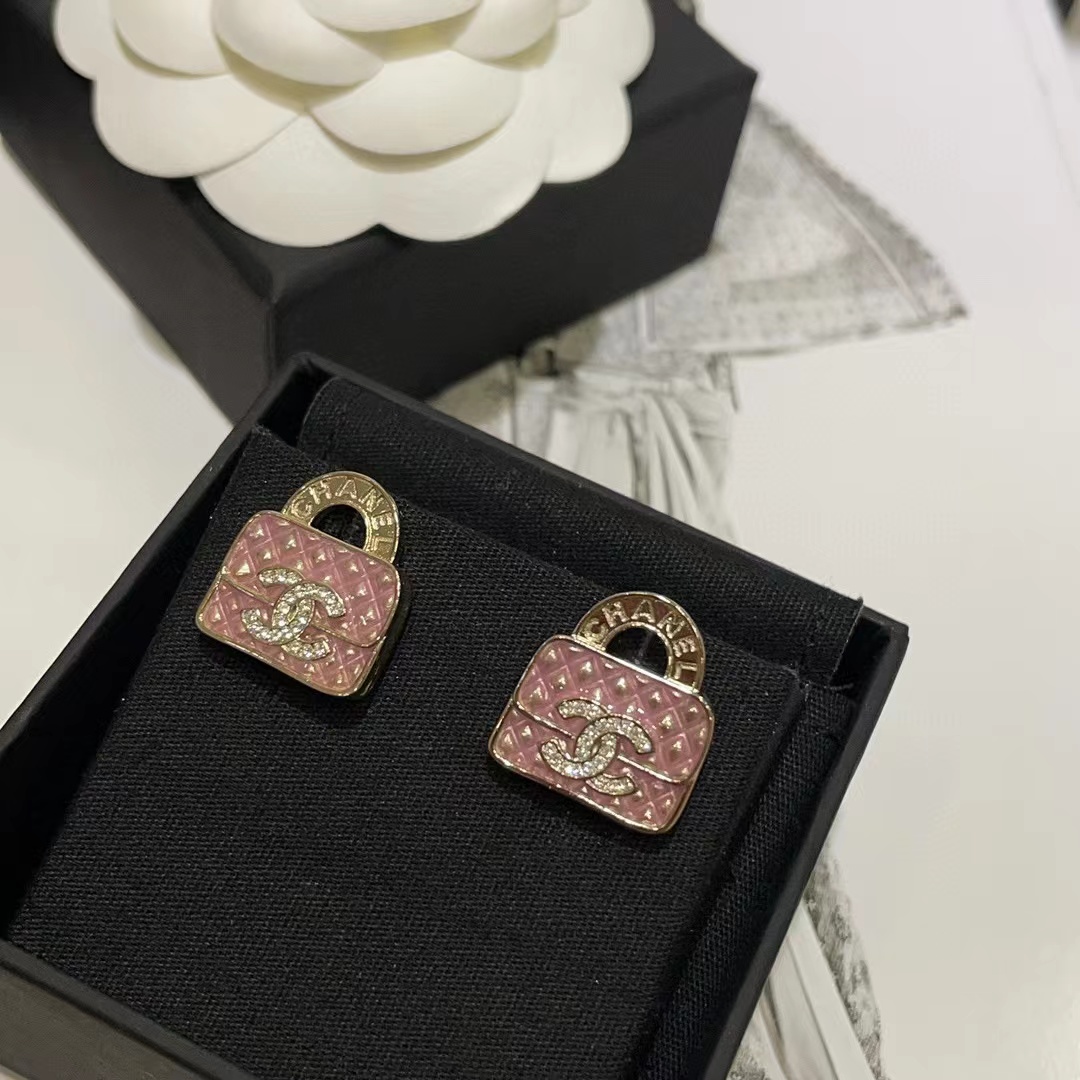 CHANE1 ピンク フル ダイヤモンド ダブル C スタッド ピアス【50％割引+送料無料】