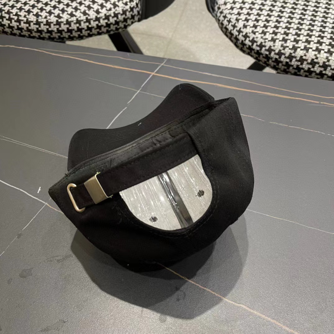 CHANE1 ダブルC 刺繍ロゴ ベースボールキャップ【50％割引+送料無料】