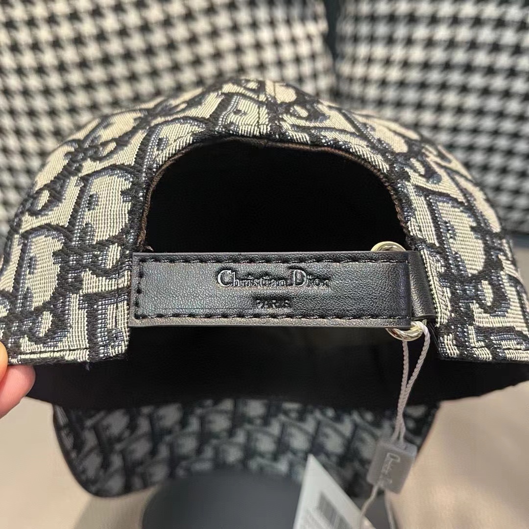 DI0R 老眼用ベースボールキャップ【50％割引+送料無料】