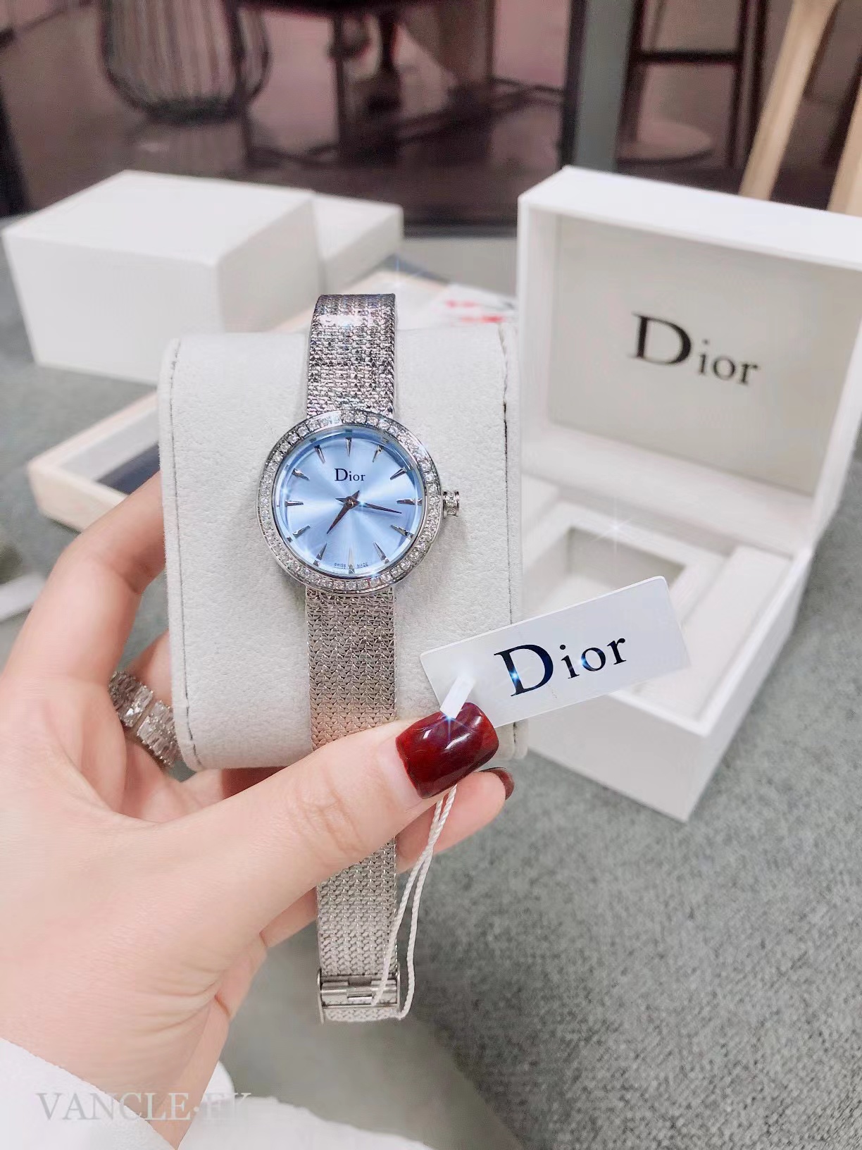 DI0R Satineシリーズのレディースウォッチ【50％割引+送料無料】