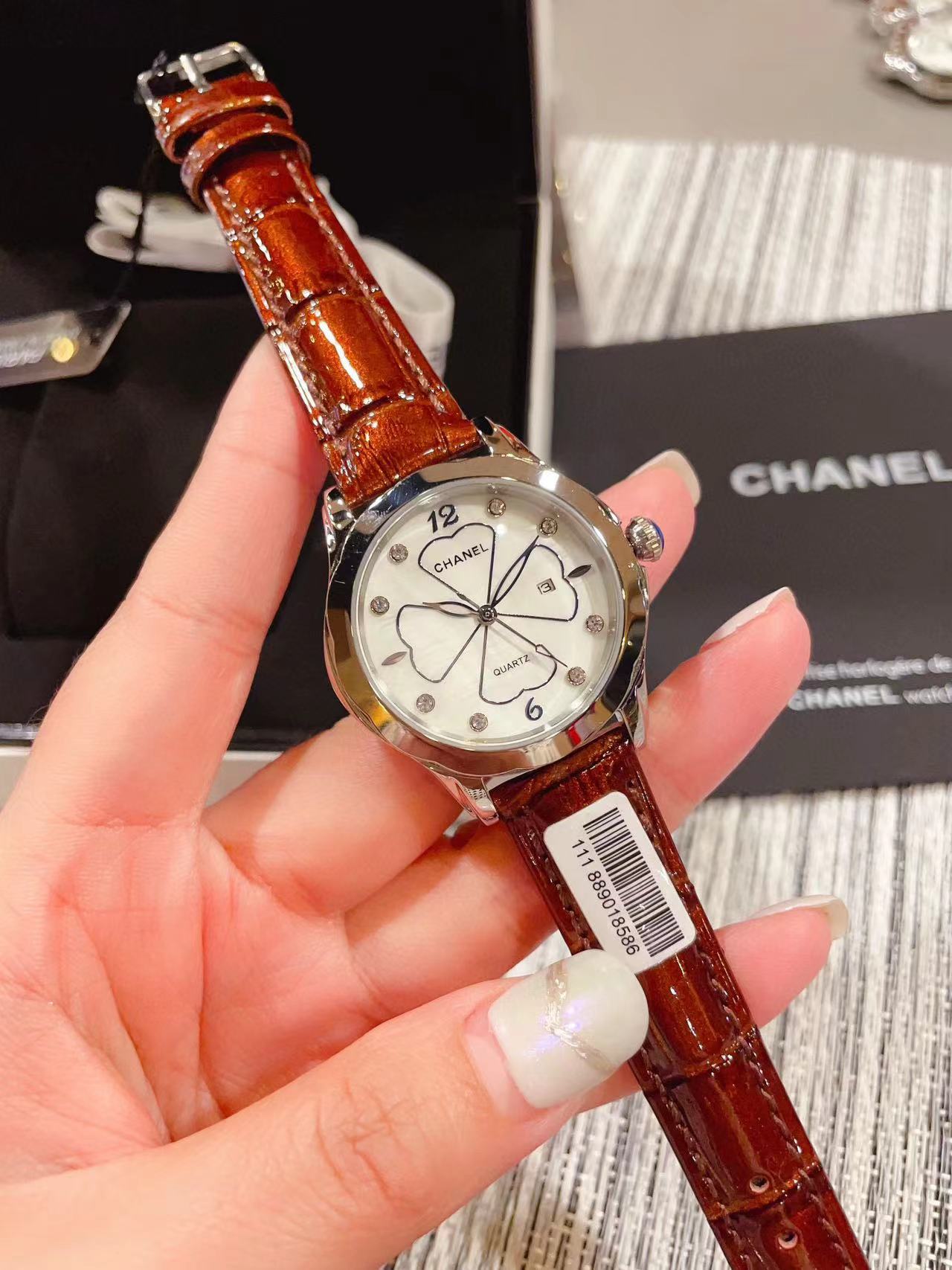 CHANE1 牛革レディース腕時計【50％割引+送料無料】