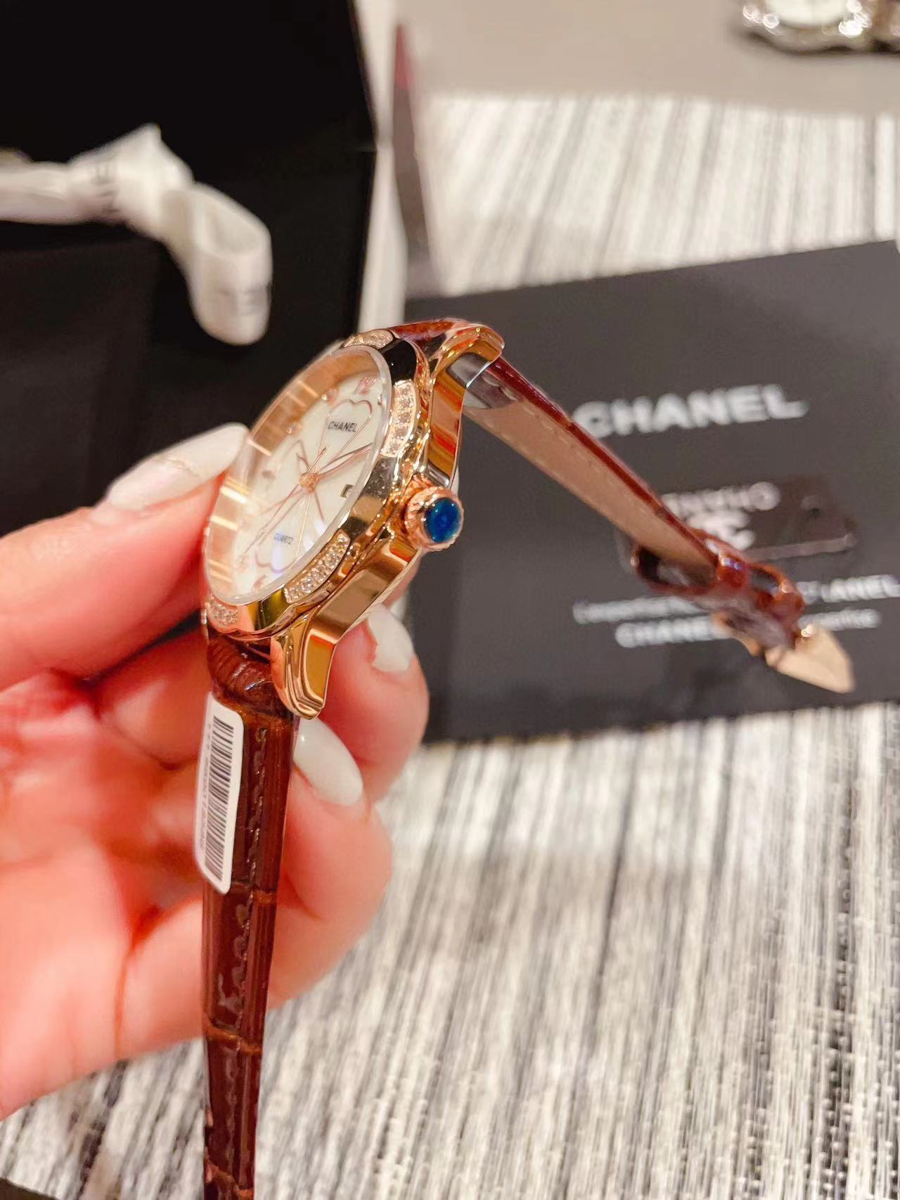 CHANE1 牛革レディース腕時計【50％割引+送料無料】