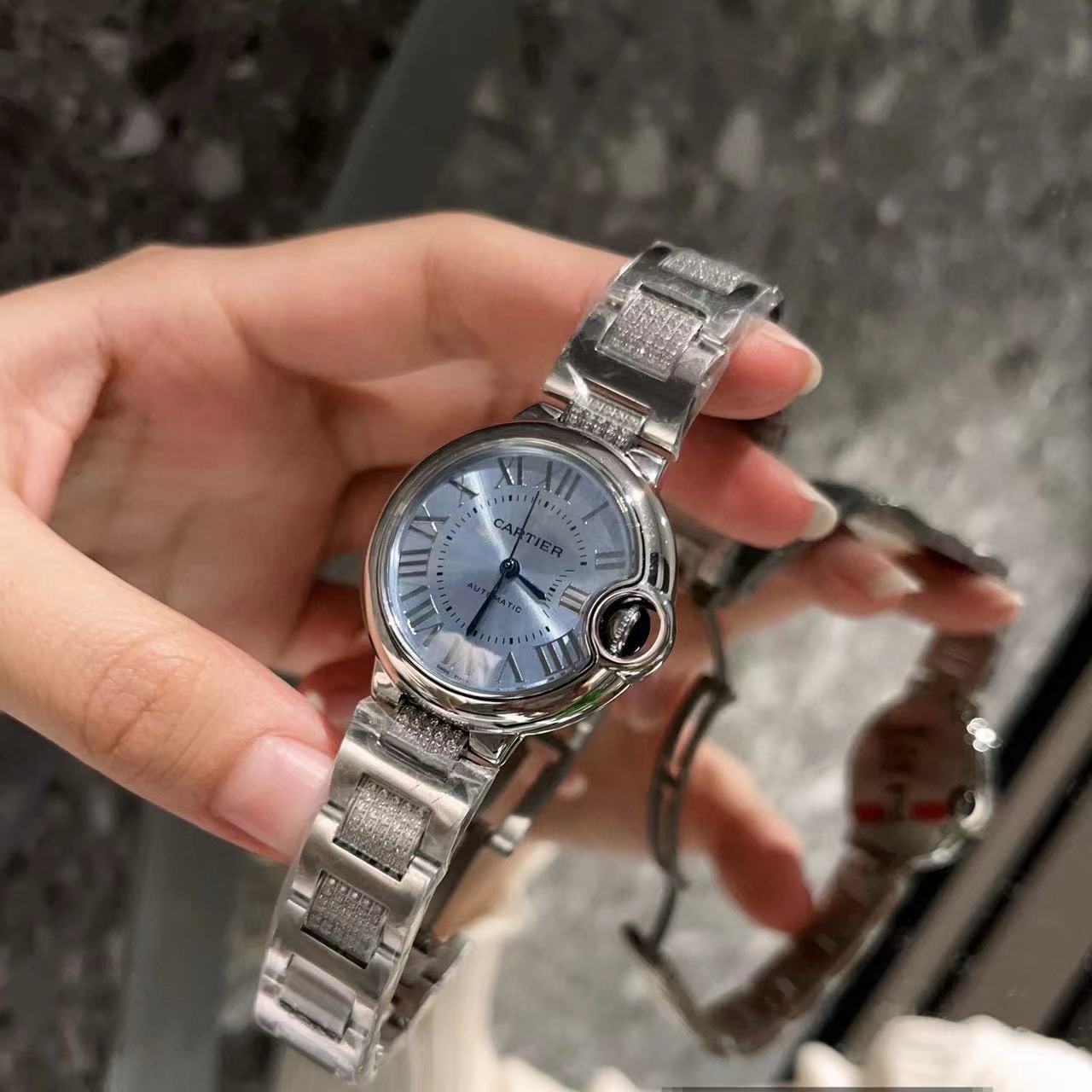 CART1ER 高品質魚眼ガラスレディース腕時計 【50％割引+送料無料】