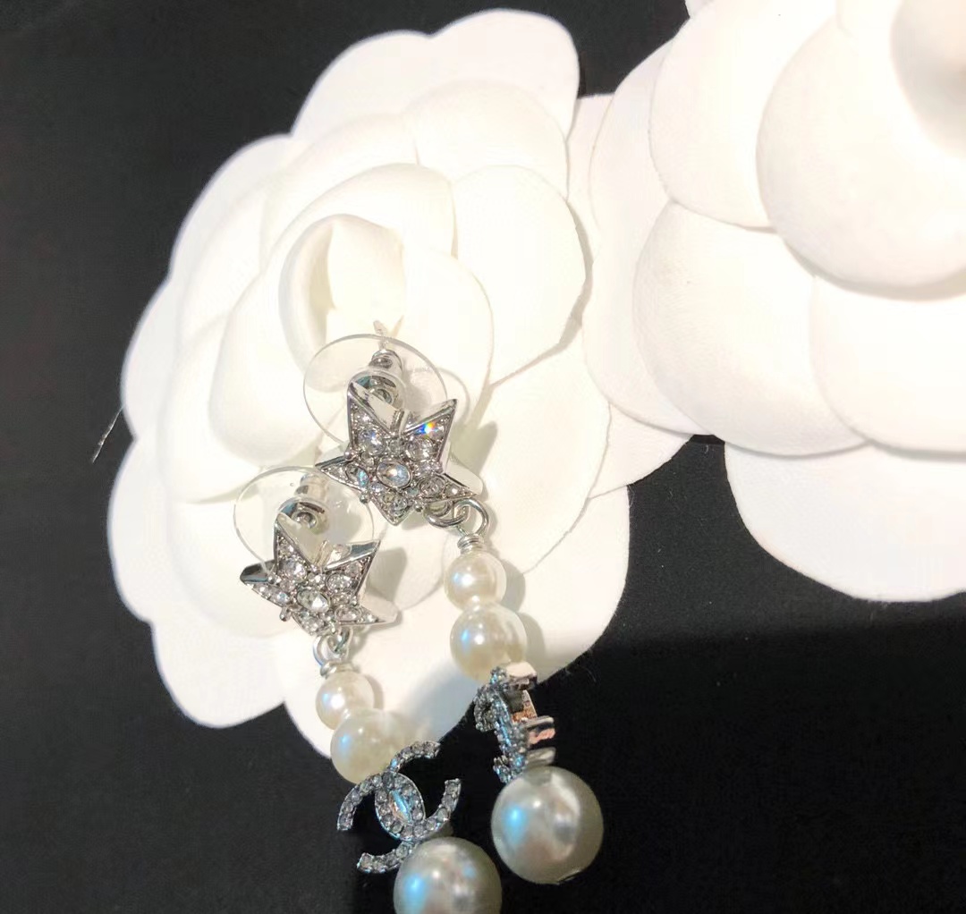 CHANE1 五芒星パールイヤリング【50％割引+送料無料】